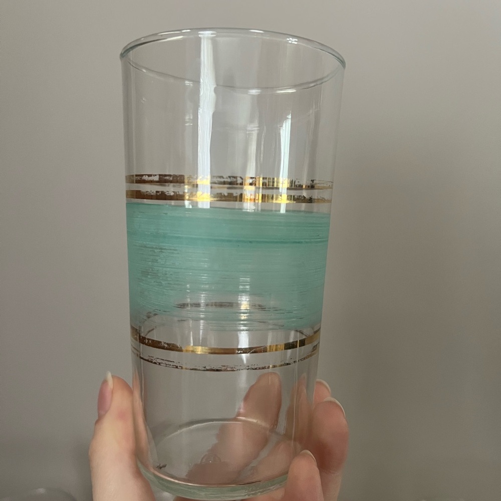 Pastel Multi-Color Glassware Set - Elegant Home Dining Collection - Picture 4 of 5